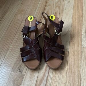 Franco Sarto NWOT Brown Leather Wedges